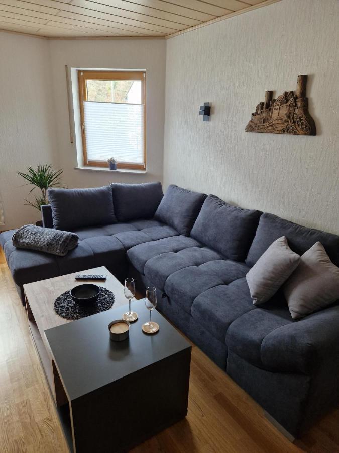Ferienwohnung Moselzeit 阿尔肯 外观 照片